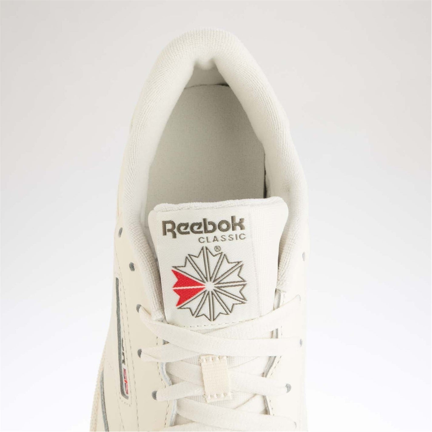 01894401_xxl_a4.jpg