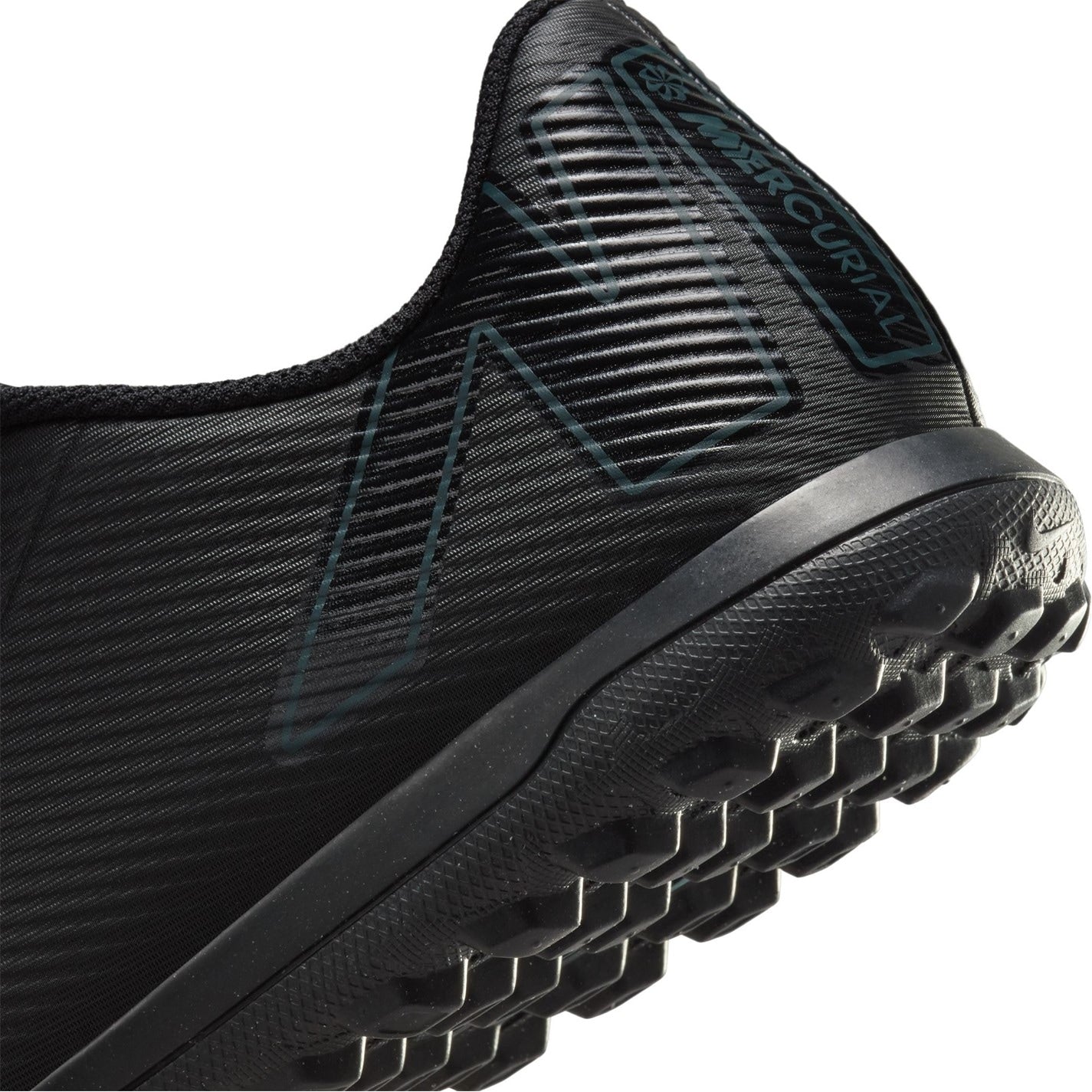 Nike Mercurial Vapor 16 Club Astro Turf Boots