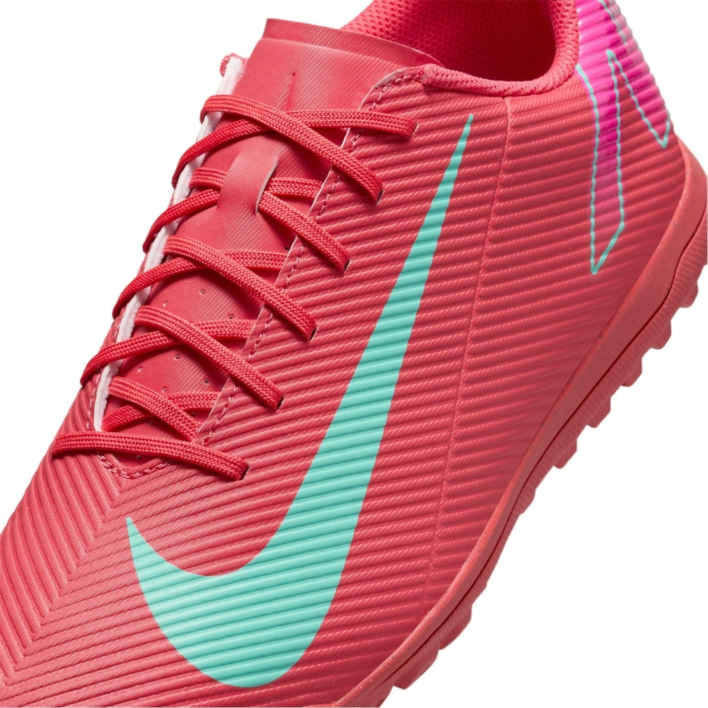 26361408_xxl_a6.jpg