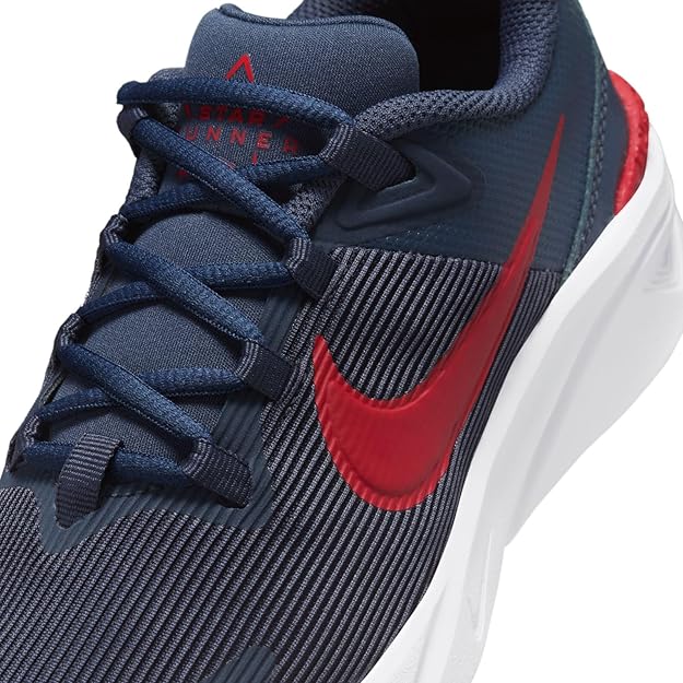 Nike Star Runner 4 Running Shoe