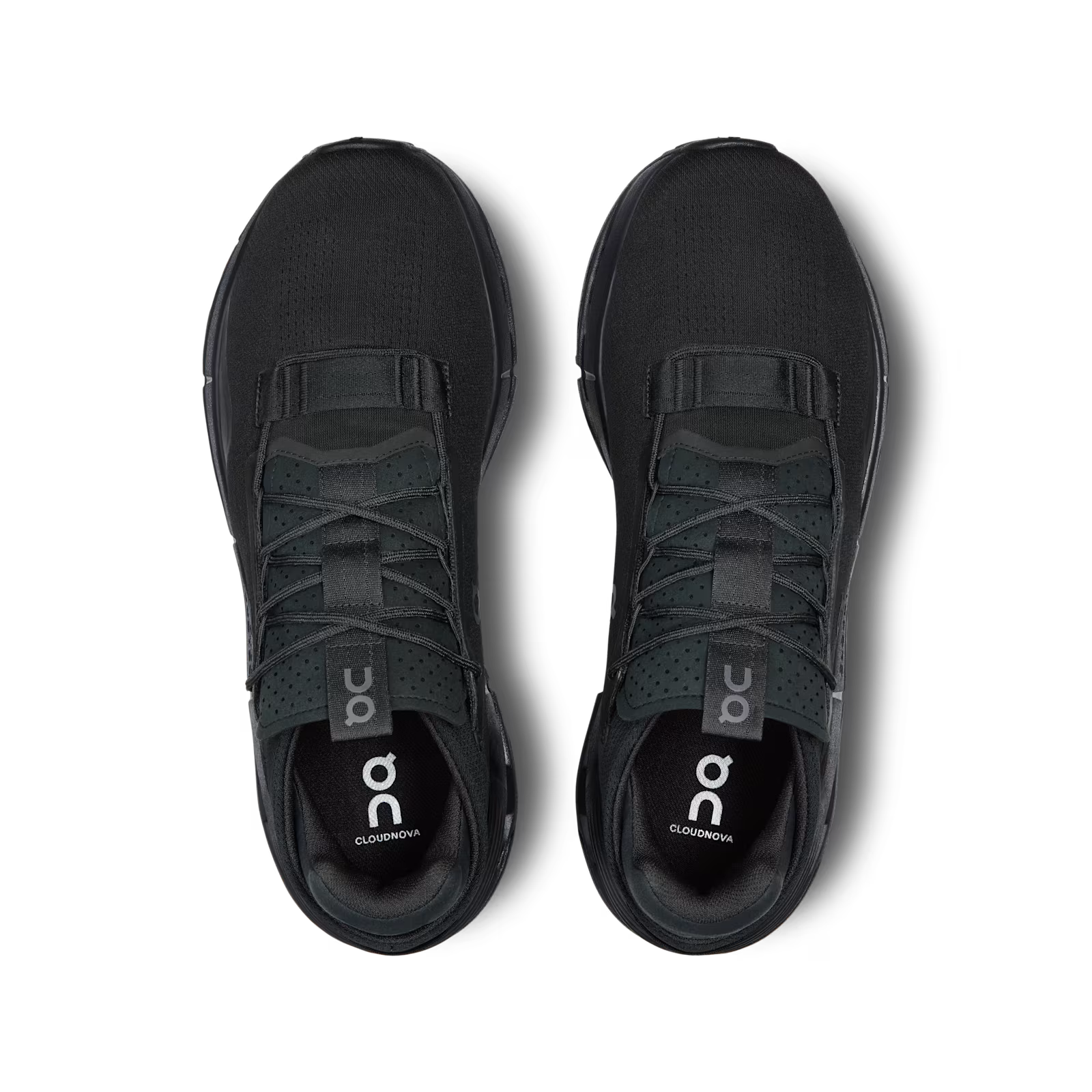 ON Cloudnova 2 - All Black