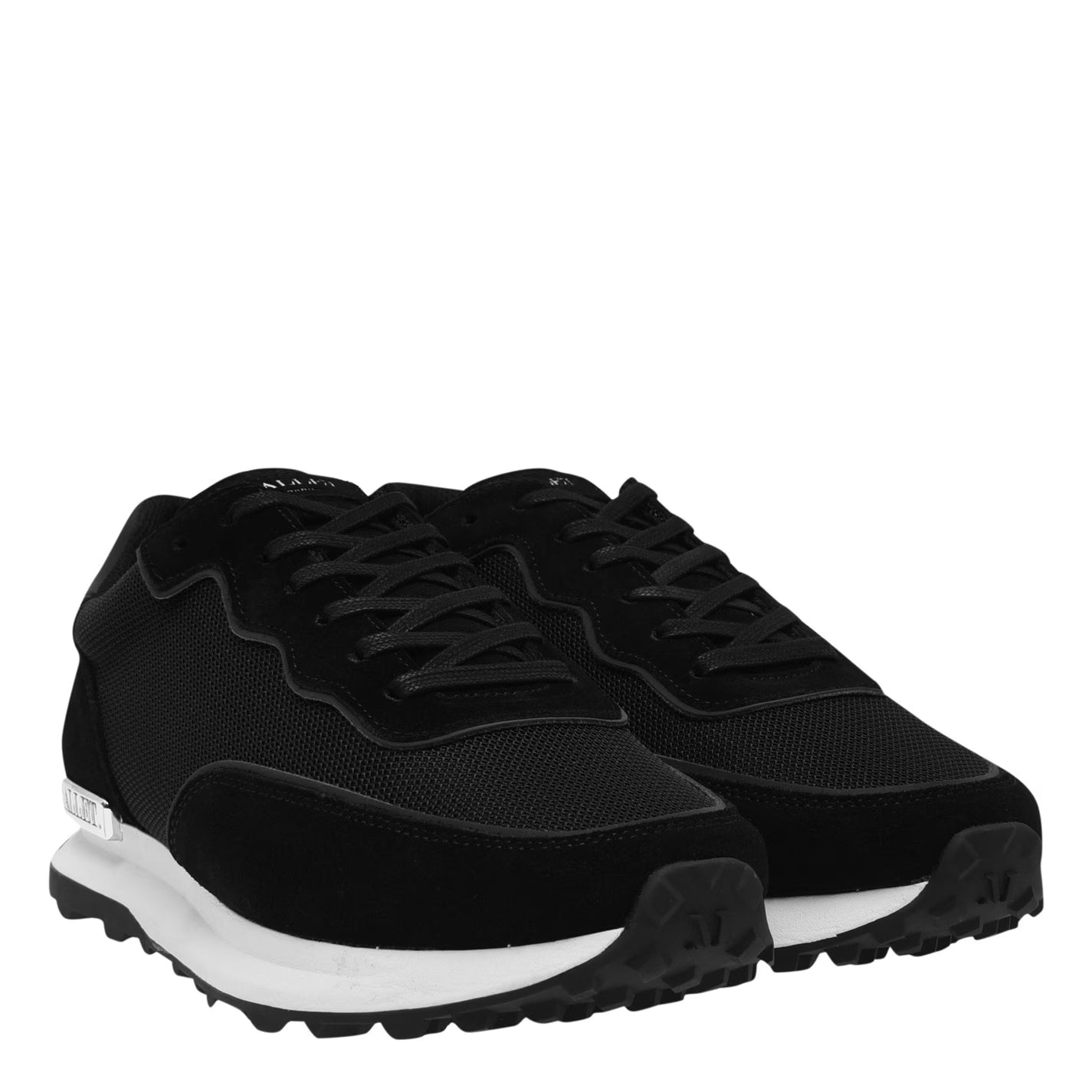 Caledonian Sneakers