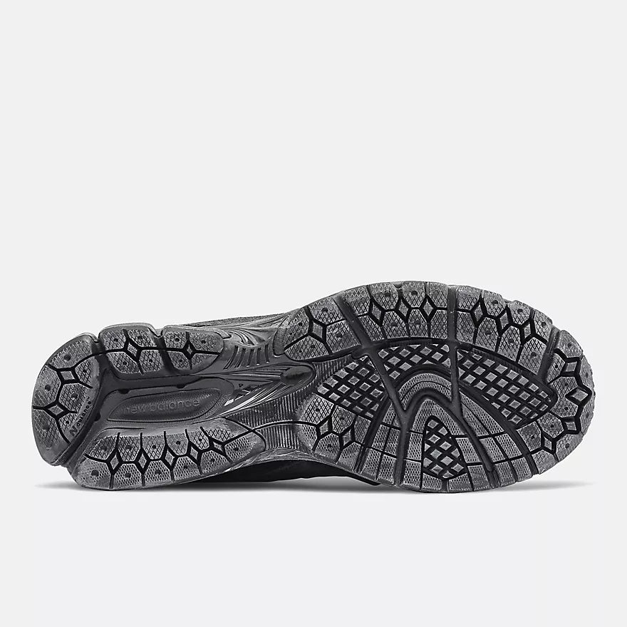 New Balance 2002R Pro/Pack – Phantom