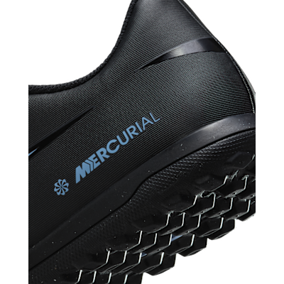 Nike Mercurial Vapor 16 Club Turf Low-Top Football Shoes