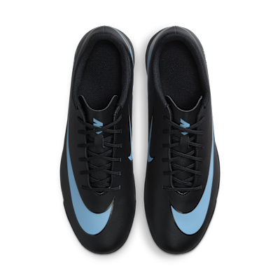 Nike Mercurial Vapor 16 Club Turf Low-Top Football Shoes